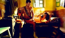 军中乐园在线观看,激情燃烧的岁月，揭秘战地柔情